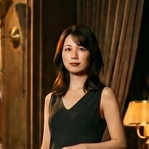 律子 (Piano)